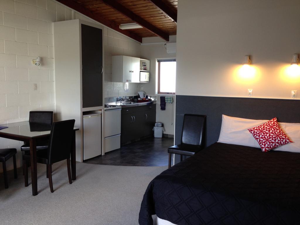 Thornton 4* Waipukurau