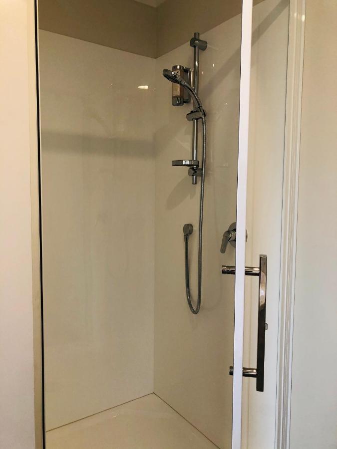 Thornton Motel 4*